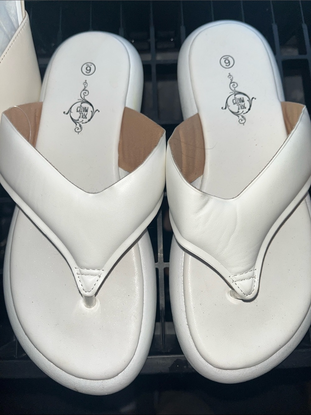White Women's Thong Sandals with Cushioned Footbed
